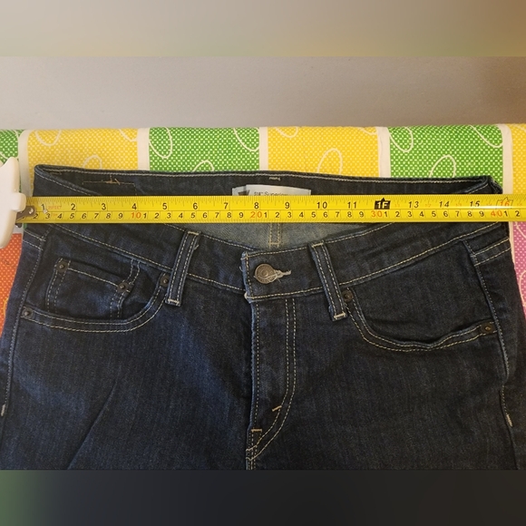 Levis 518 Superlow, W29 L30 - Picture 4 of 9